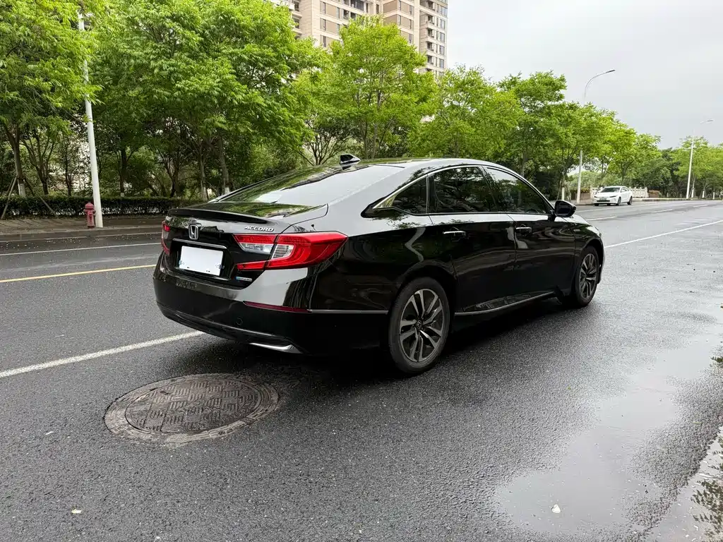Honda Accord 2020 — фото 11
