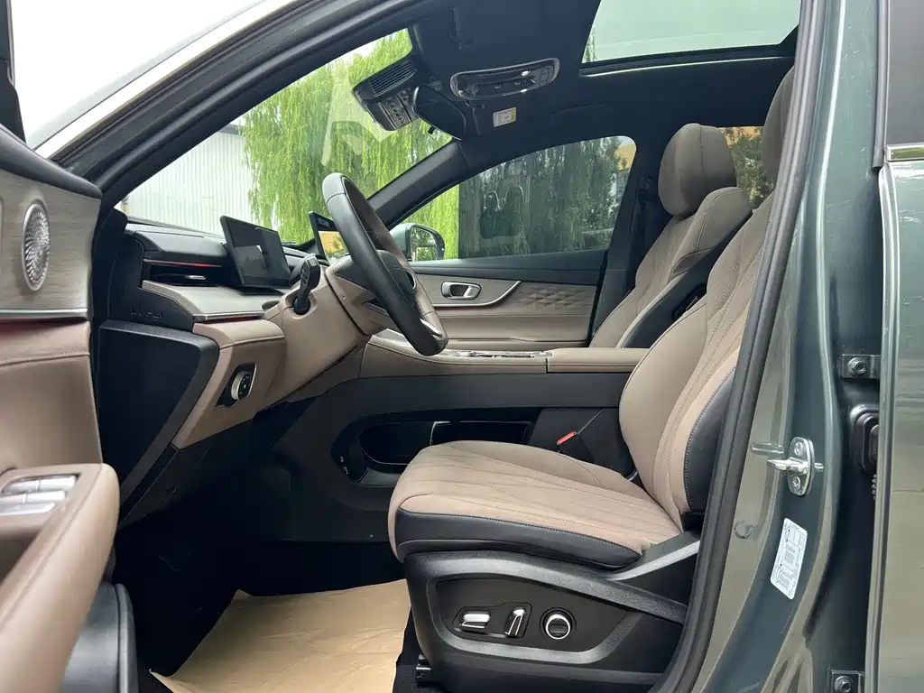 Chery Tiggo 8 PLUS 2024 — фото 9