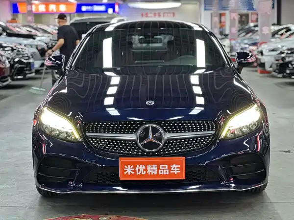 Mercedes-Benz C-Class 2021