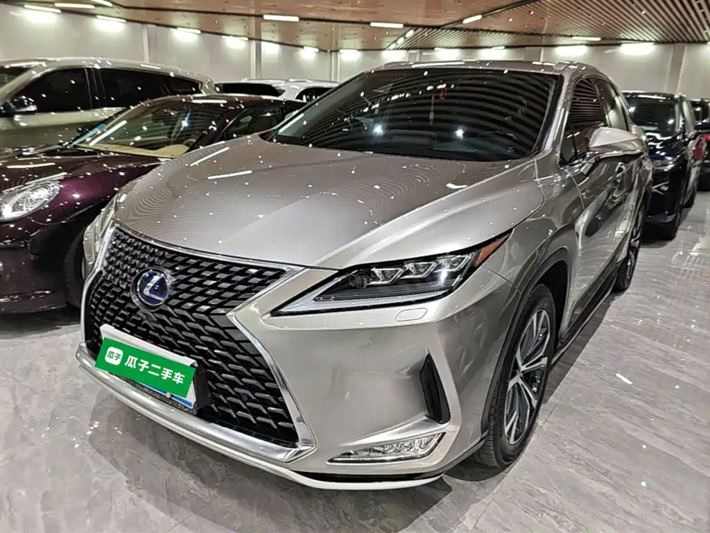 Lexus RX 2021