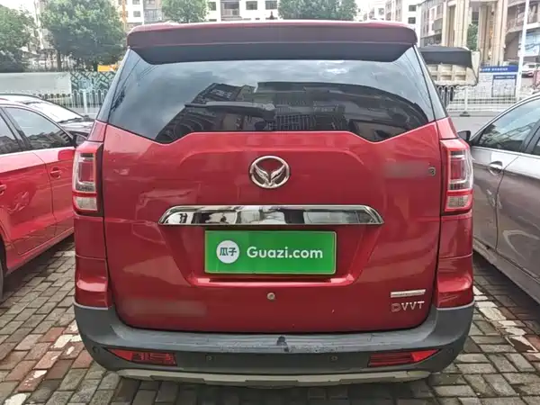 BAIC Huansu S3 2015