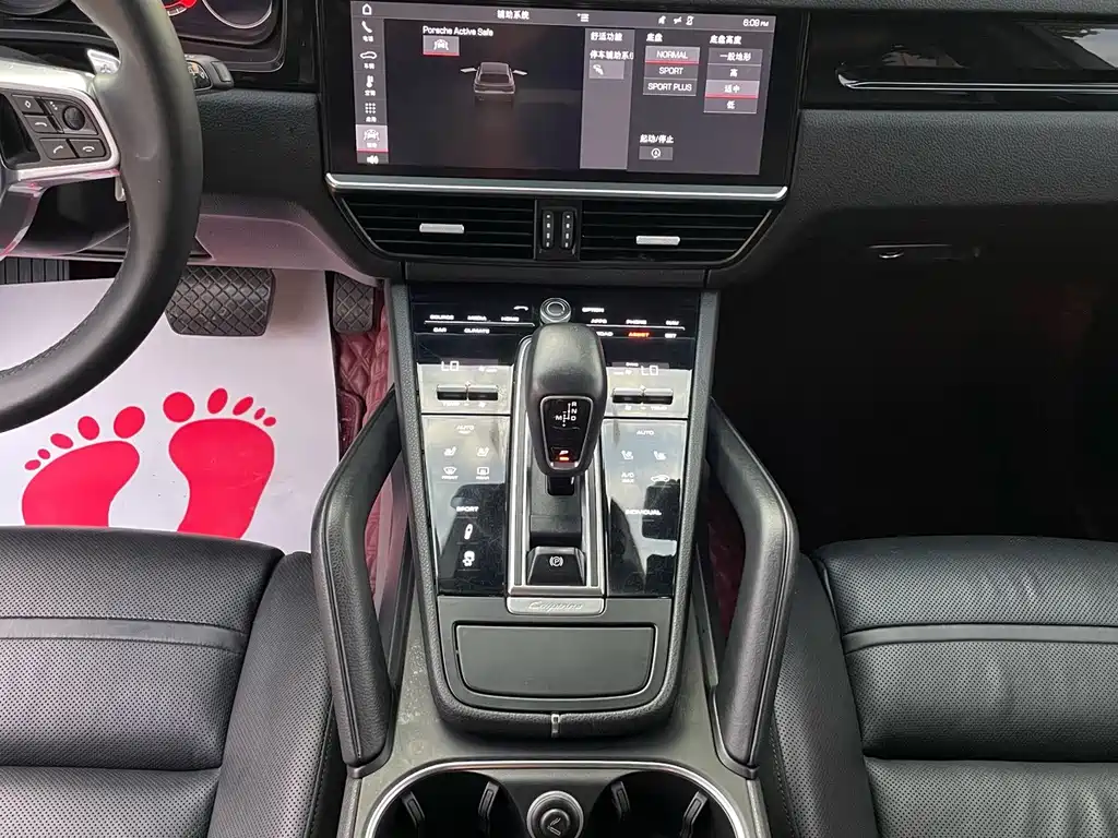Porsche Cayenne 2018 — фото 10