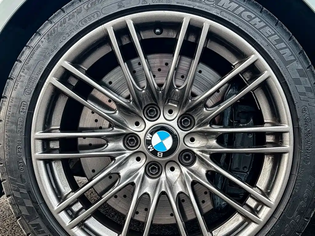BMW M3 2013 — фото 8