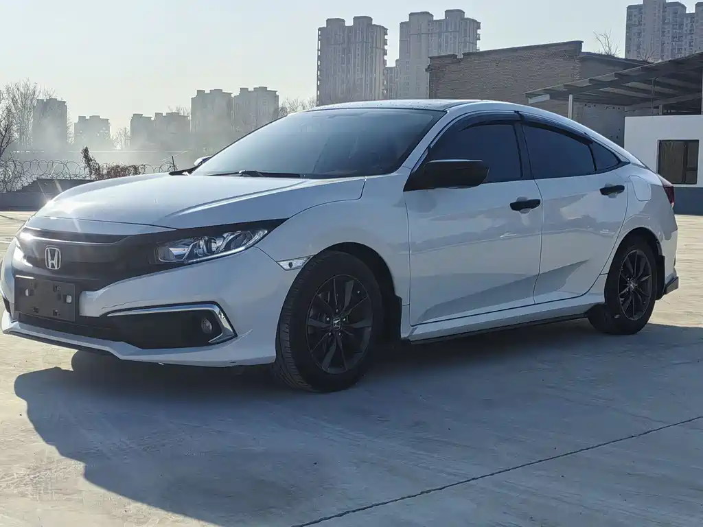 Honda Civic 2021 — фото 1