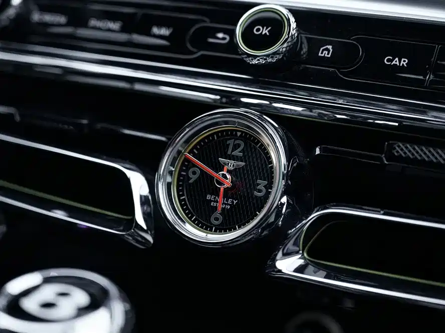Bentley Flying Spur 2022 — фото 17