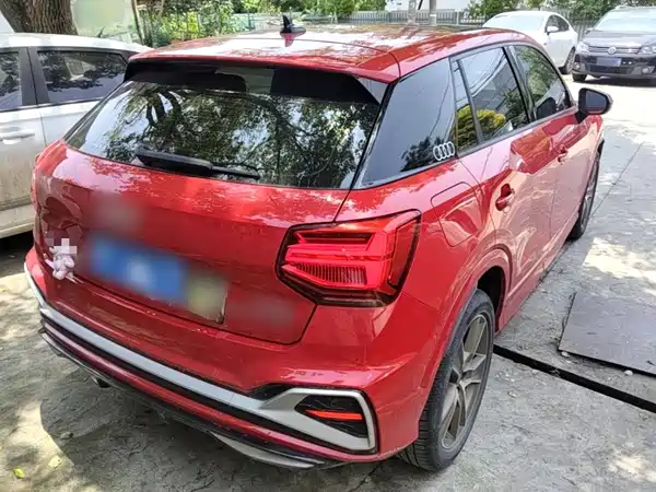 Audi Q2L 2022