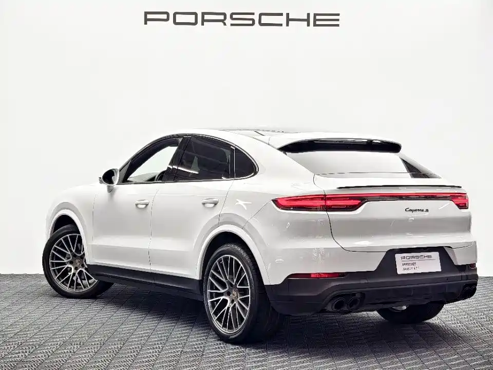 Porsche Cayenne 2023 — фото 7
