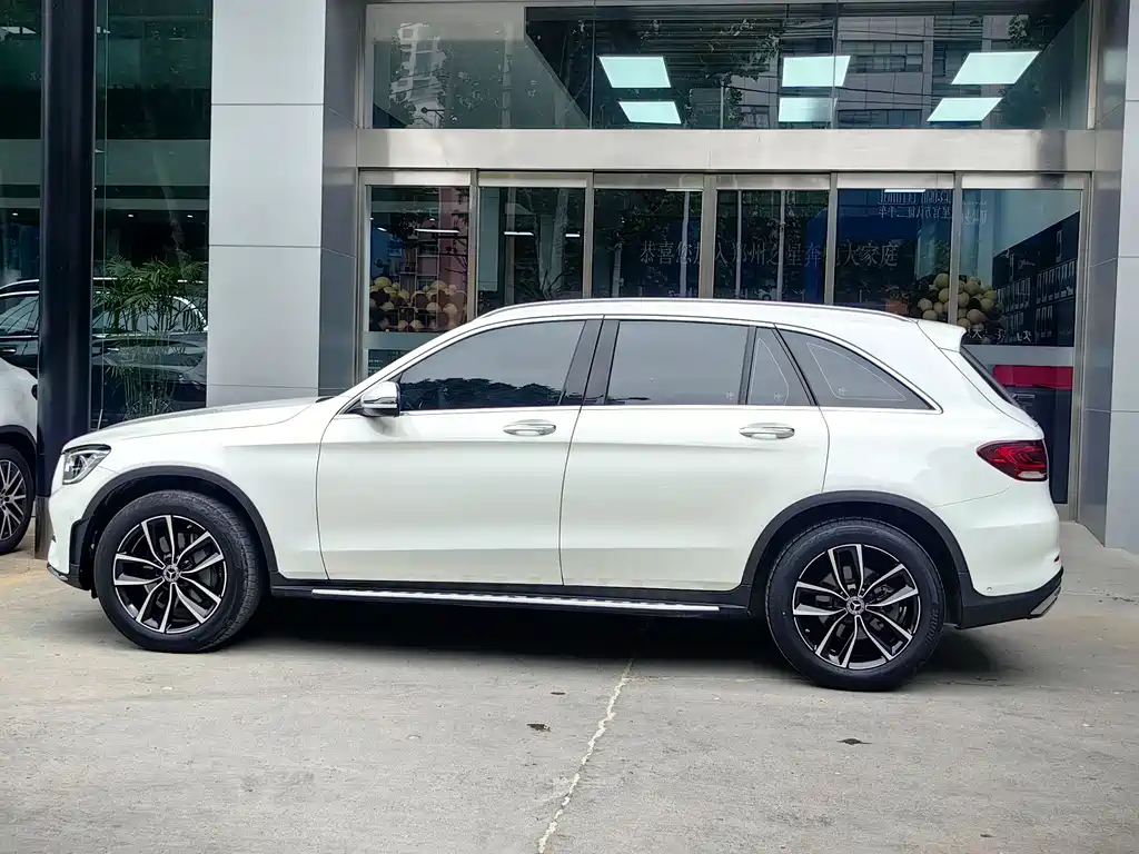 Mercedes-Benz GLC 2021 — фото 8