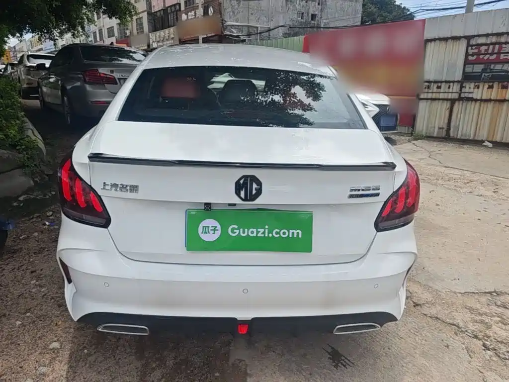MG MG5 2021