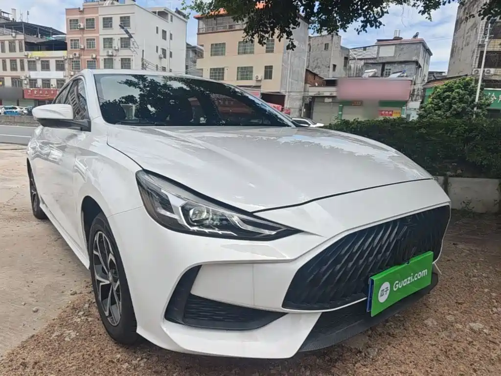 MG MG5 2021