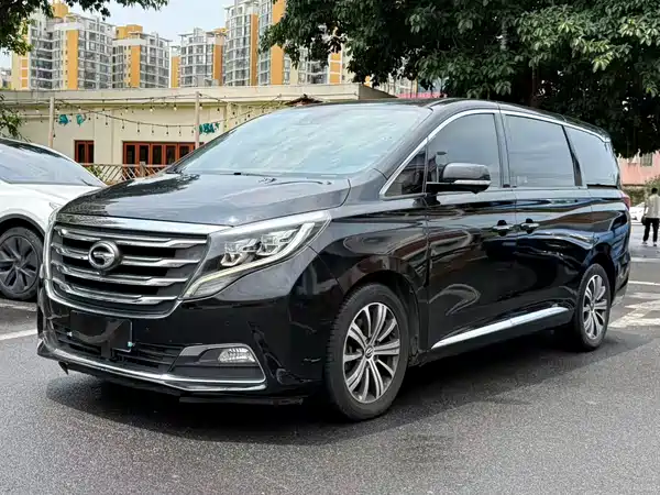 GAC Trumpchi M8 2018