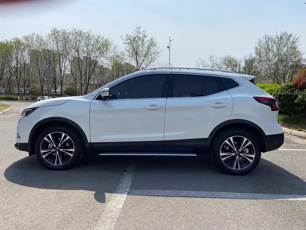 Nissan Qashqai 2022 — фото 2