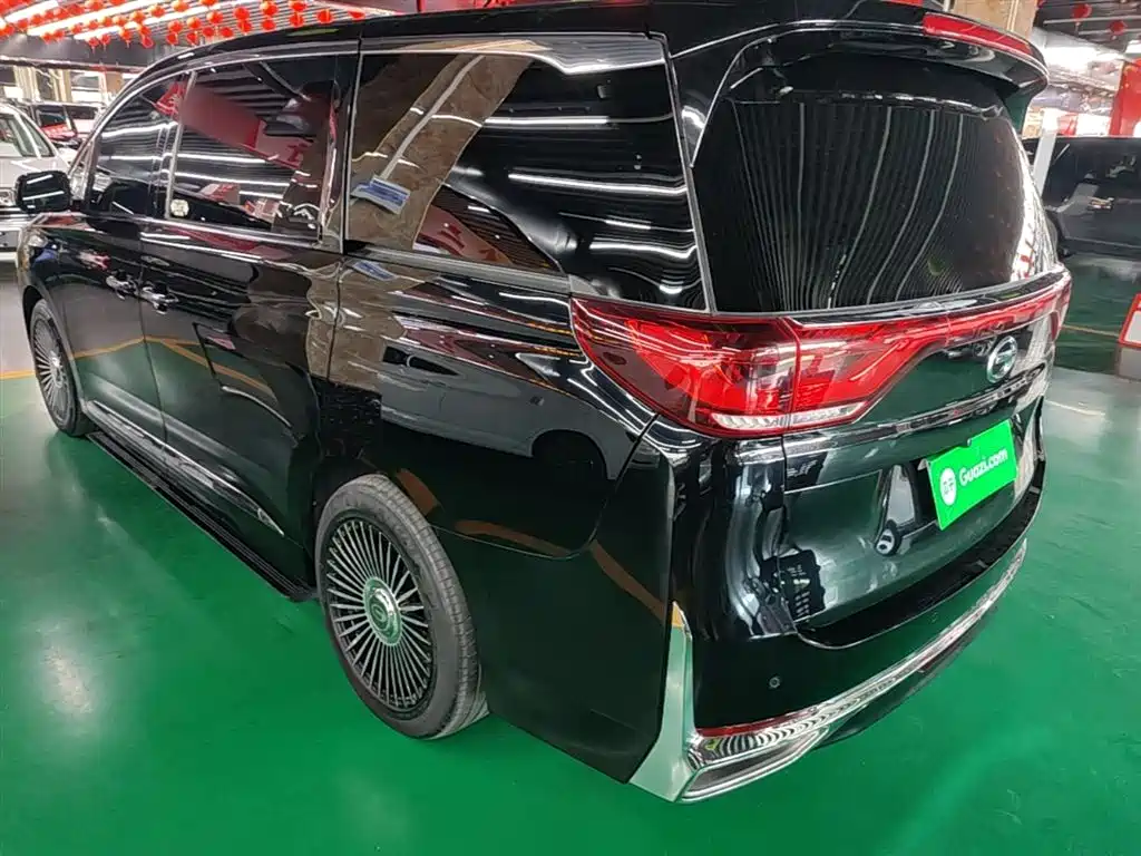 GAC Motor Trumpchi M8 2022 — фото 5