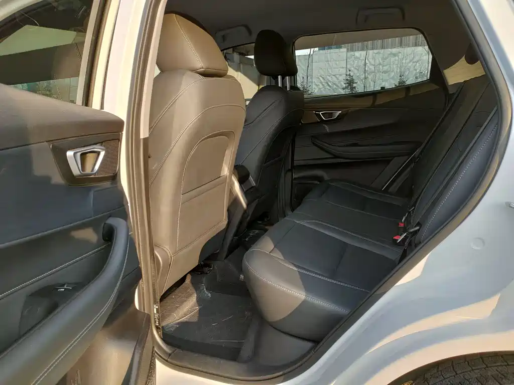 Chery Tiggo 5x 2025 — фото 12