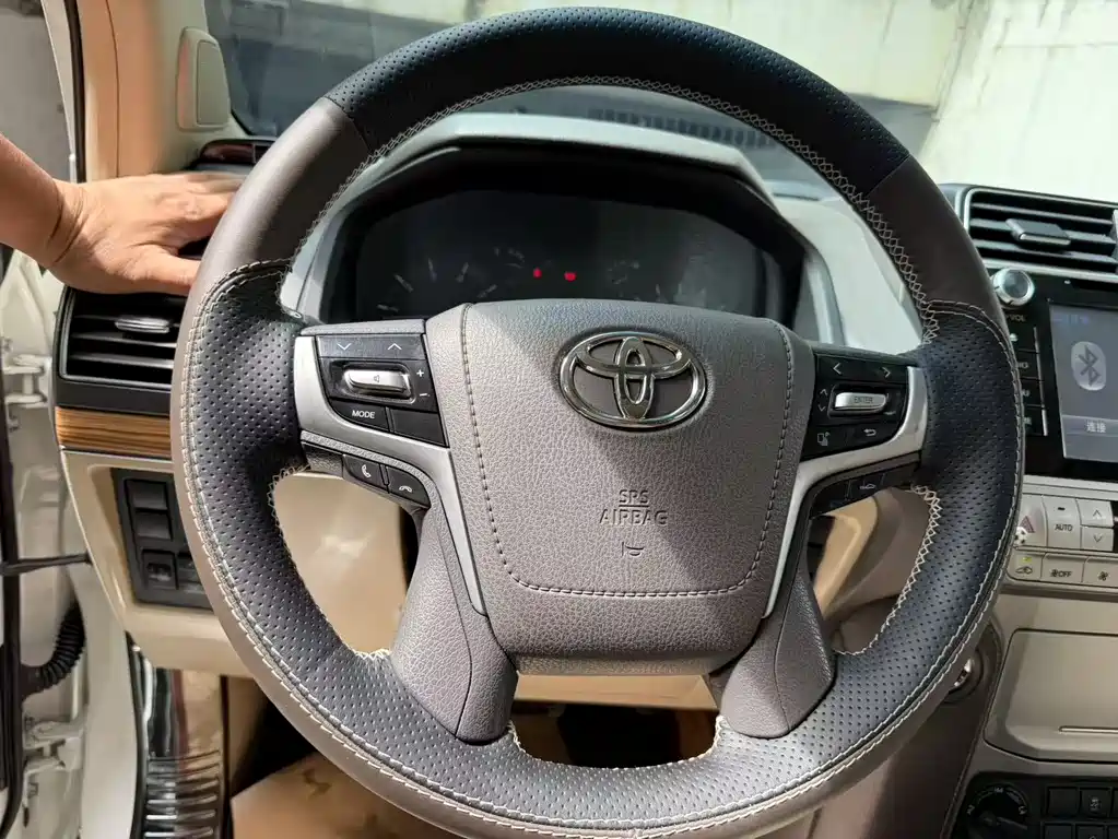 Toyota Prado 2019 — фото 10