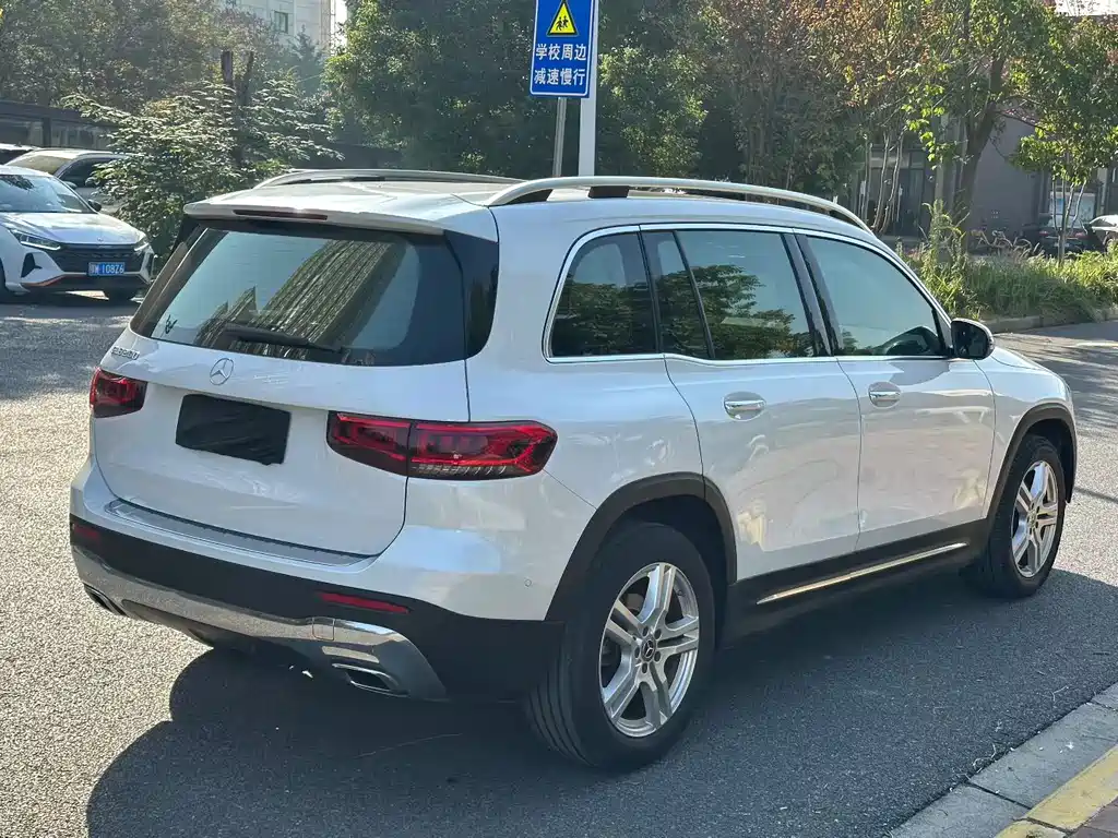 Mercedes-Benz GLB 2020