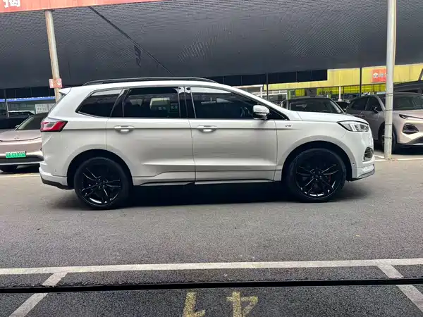 Ford Edge 2020