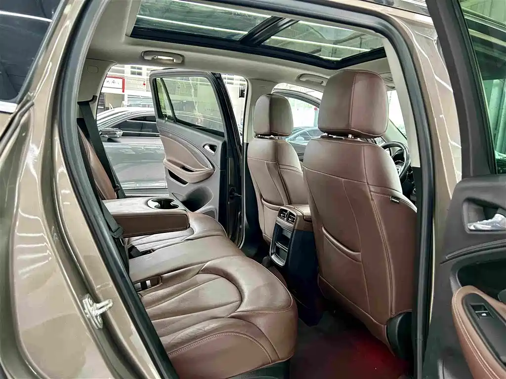 Buick Envision Plus 2018 — фото 12