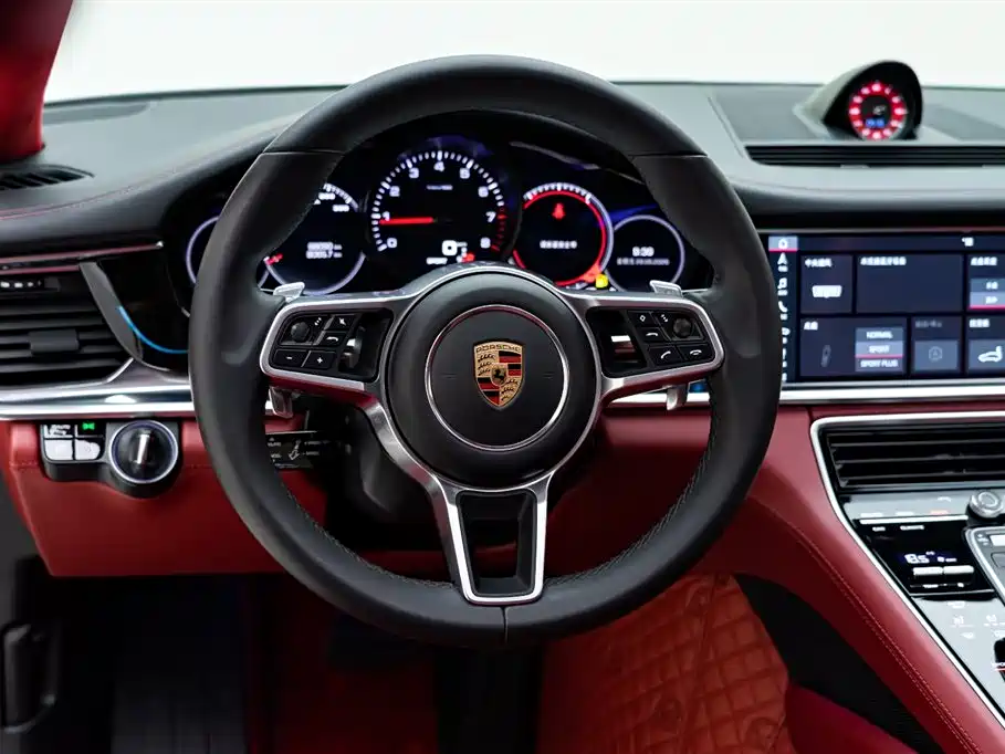 Porsche Panamera 2020 — фото 13