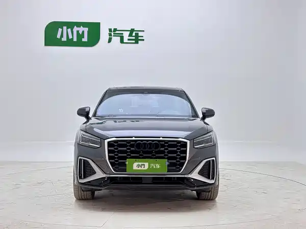 Audi Q2L 2022