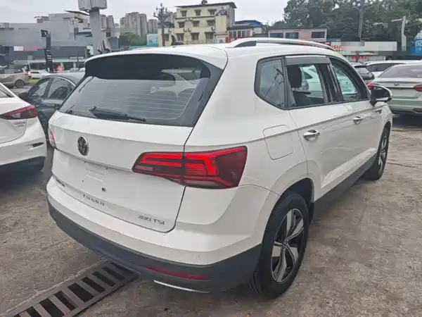 Volkswagen Tharu 2022