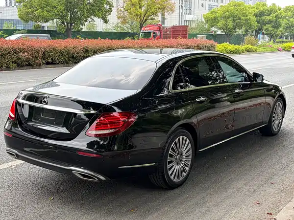 Mercedes-Benz E-Class 2020