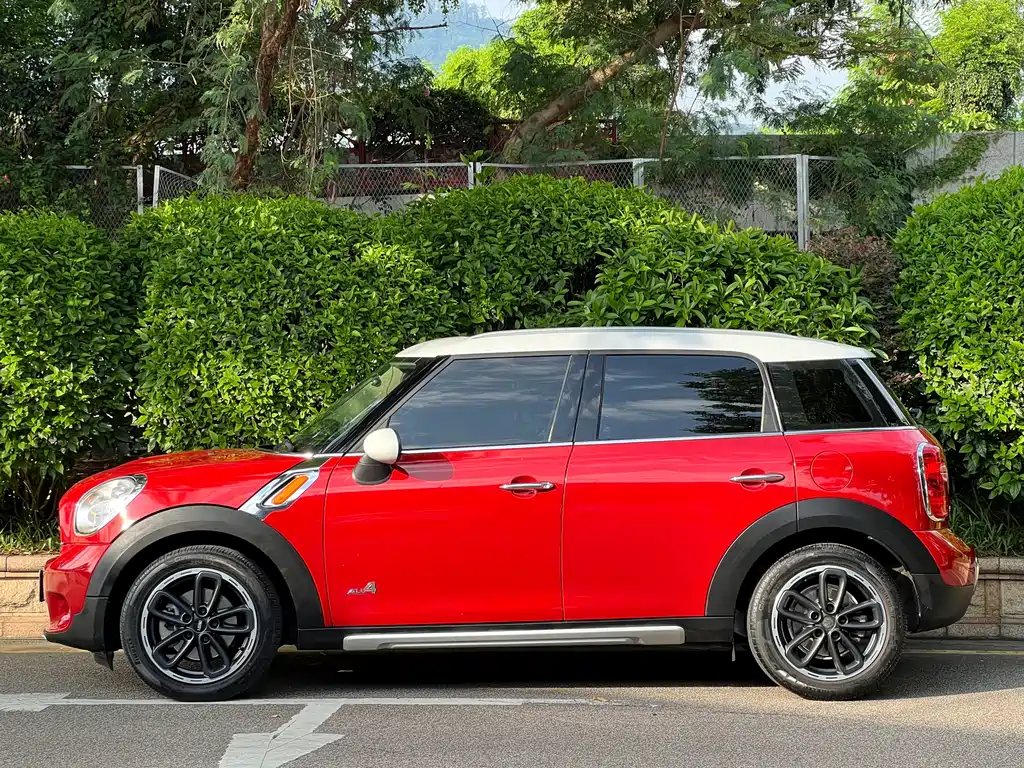 MINI Countryman 2015 — фото 14