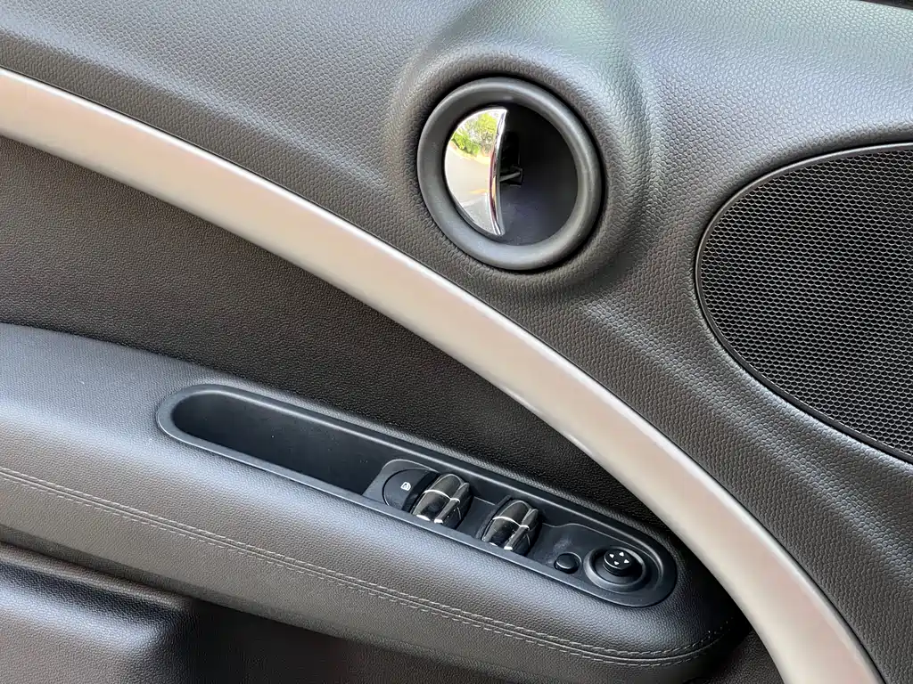 MINI Countryman 2015 — фото 12