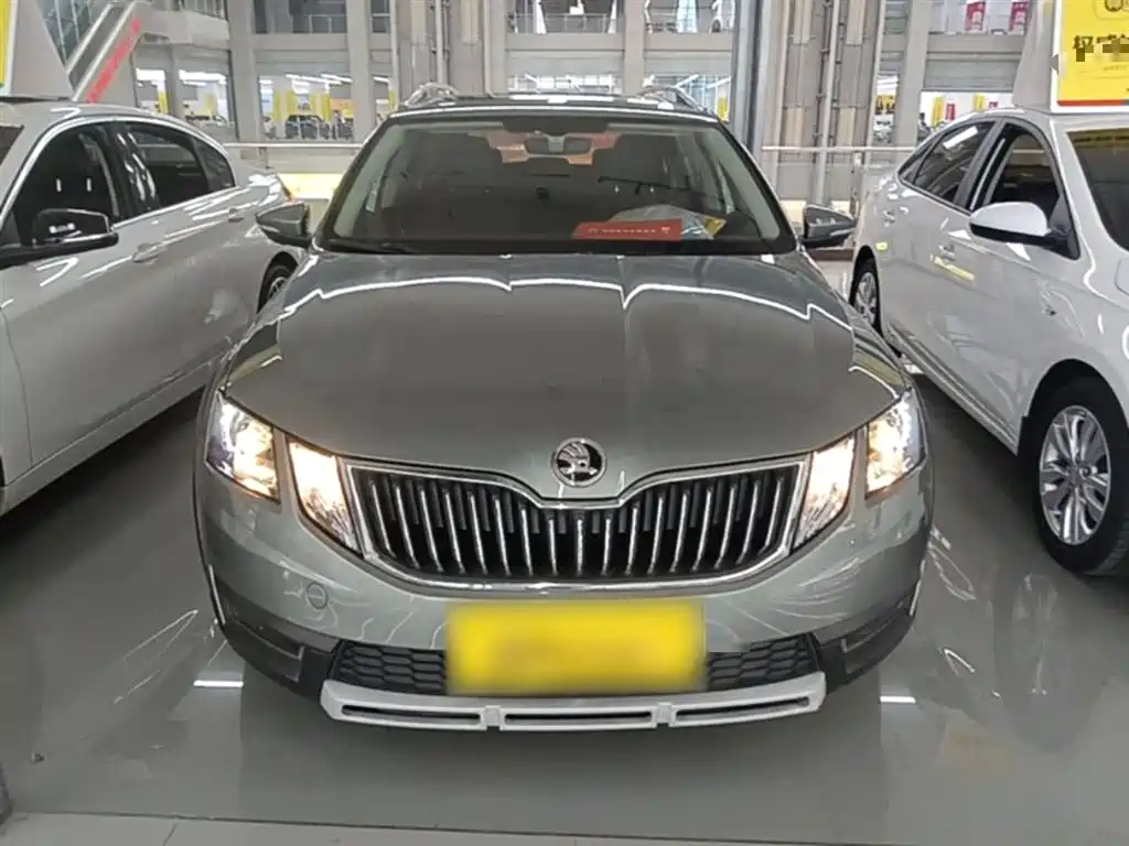 Skoda Octavia 2018 — фото 3