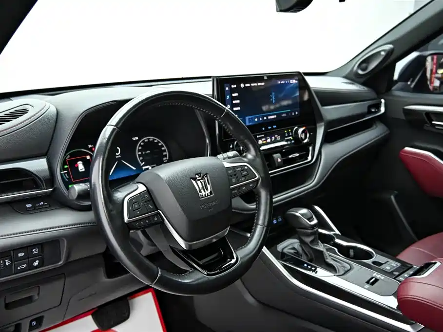 Toyota Crown Kluger 2021 — фото 15