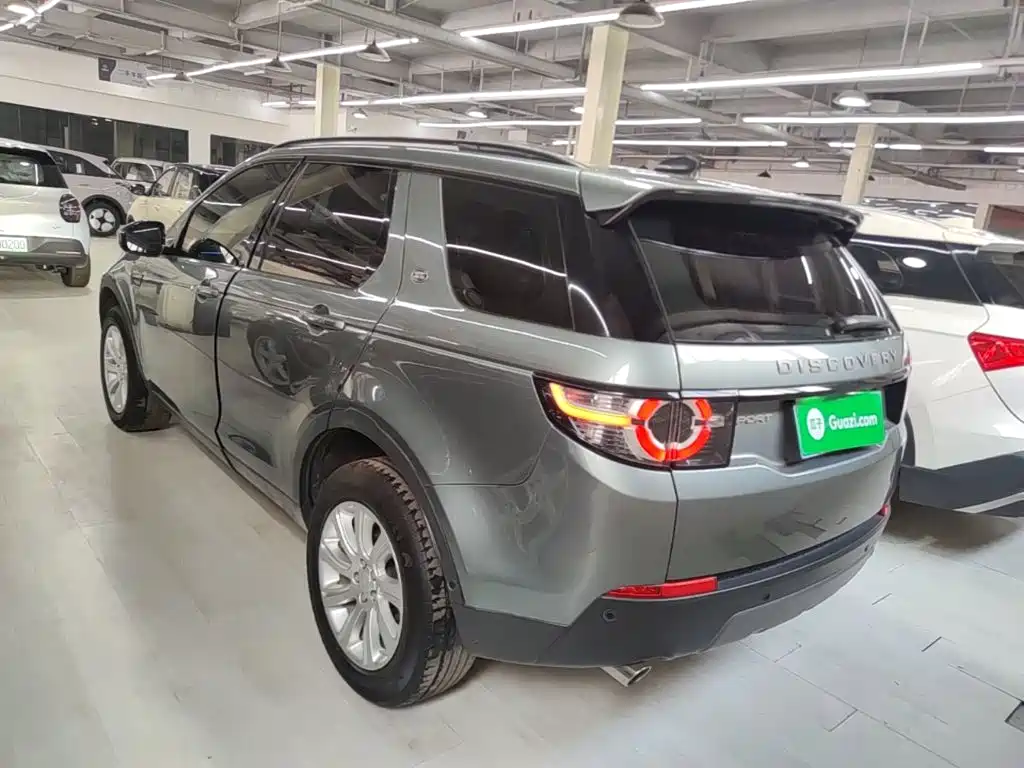 Land Rover Discovery Sport 2018 — фото 5