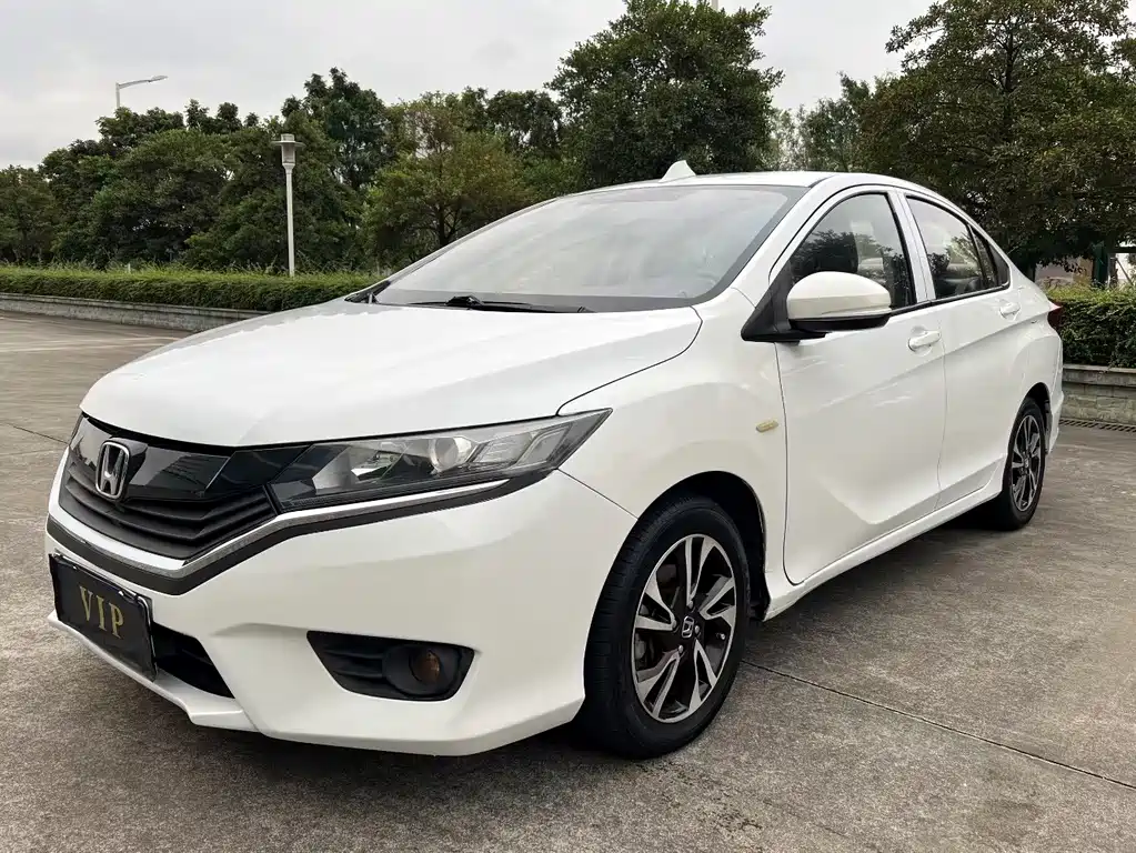 Honda Greiz 2018 — фото 1