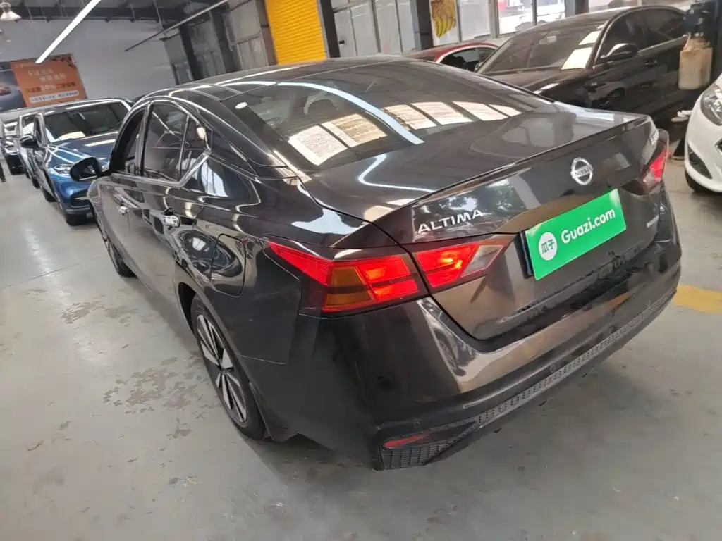 Nissan Teana 2021