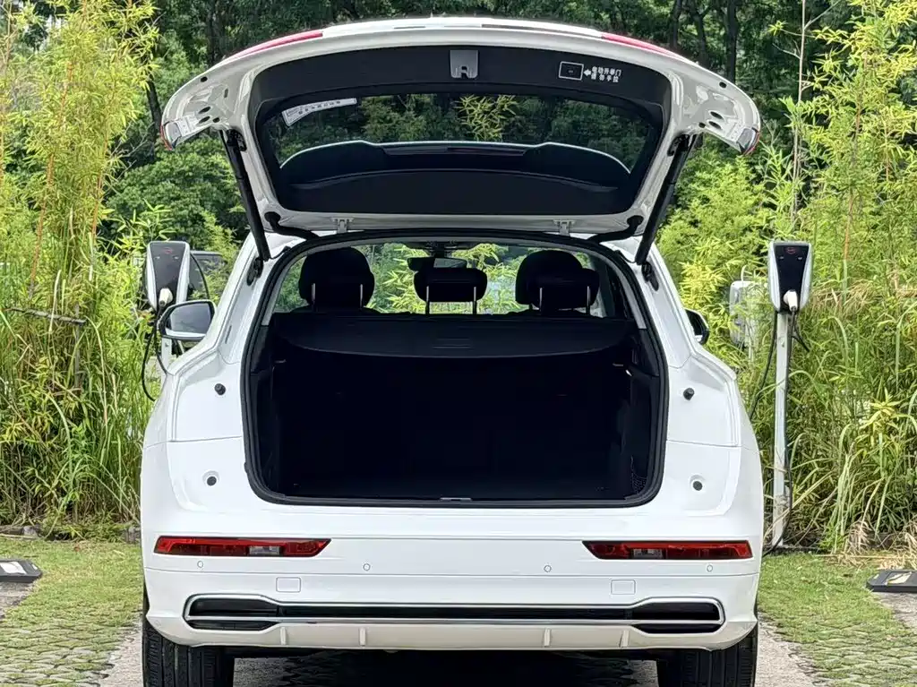 Audi Q5L 2019 — фото 17