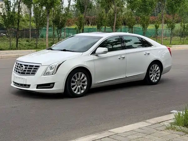 Cadillac XTS 2015