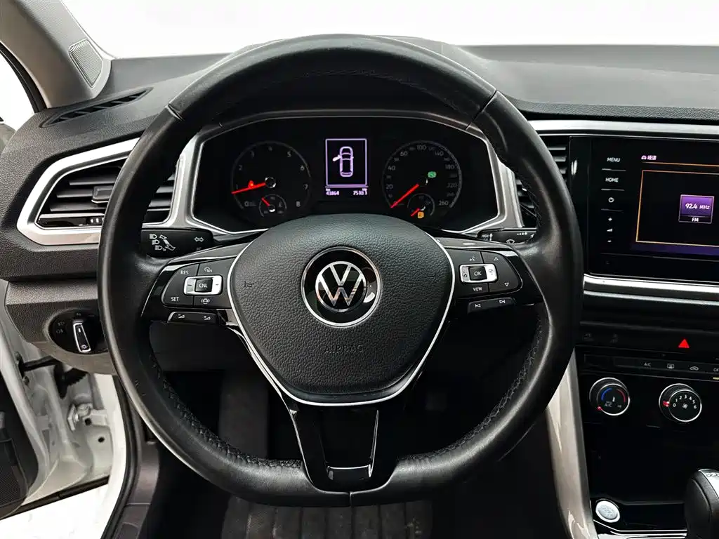 Volkswagen T-Roc 2022 — фото 18