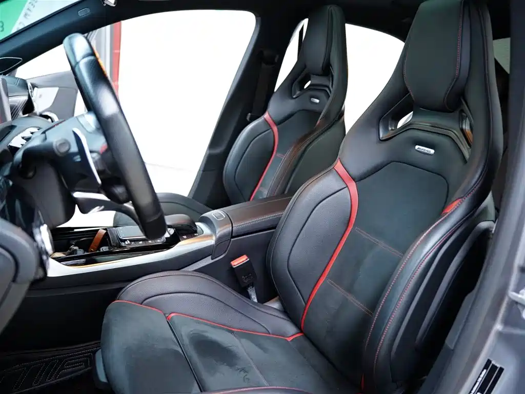 Mercedes-Benz A-Class AMG 2022 — фото 27