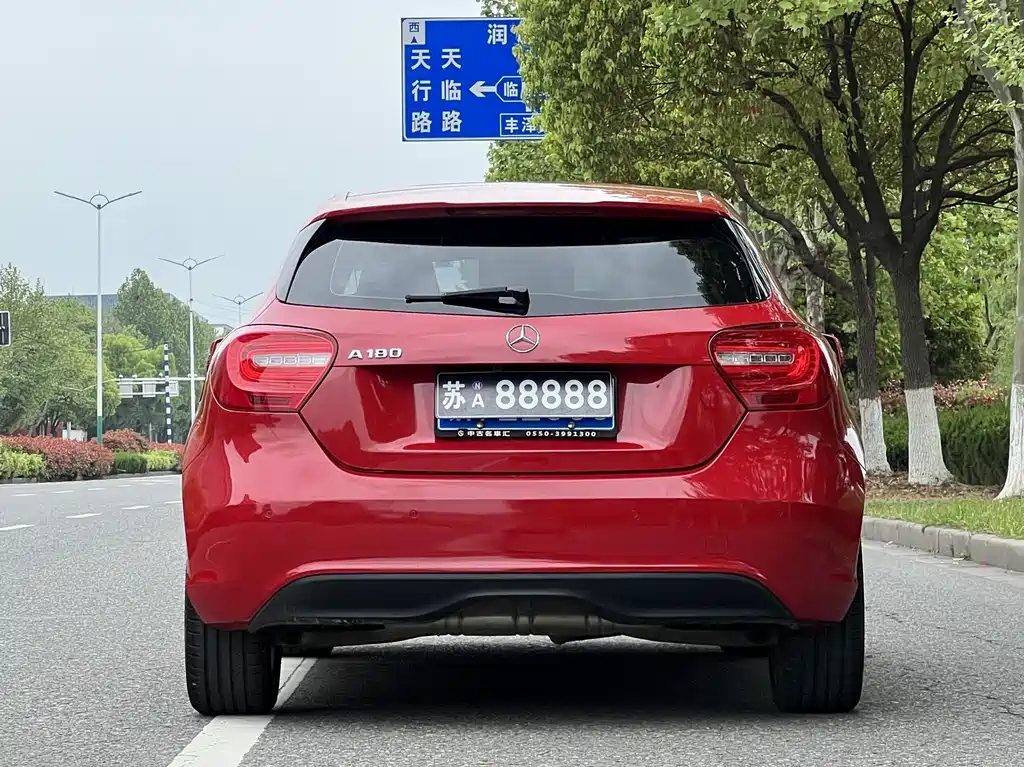 Mercedes-Benz A-Class 2015 — фото 6