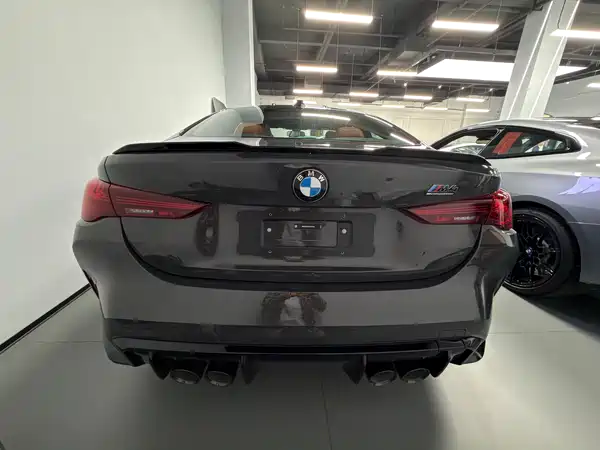 BMW M4 2024