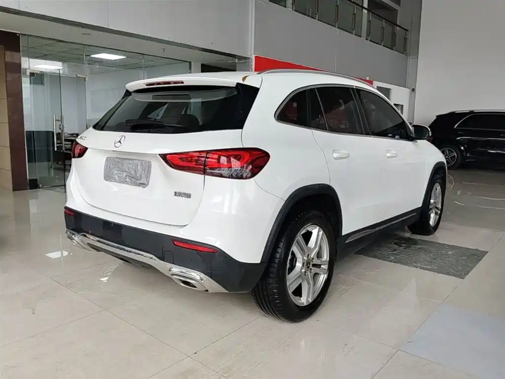 Mercedes-Benz GLA 2022 — фото 7