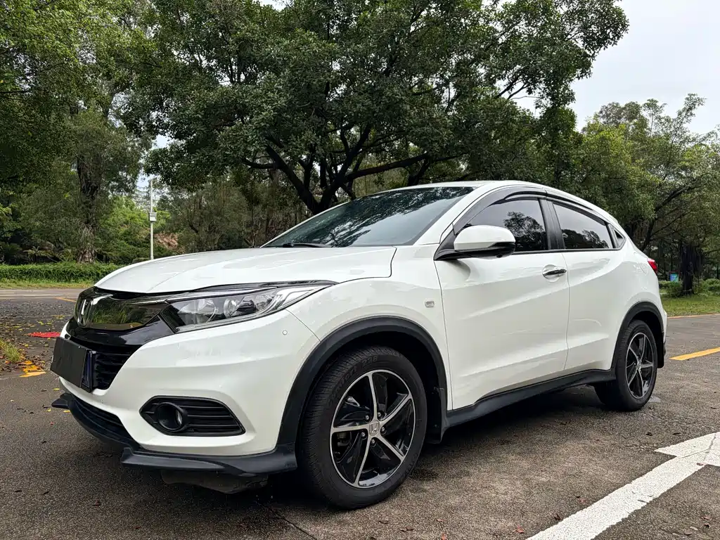 Honda Vezel 2020 — фото 1