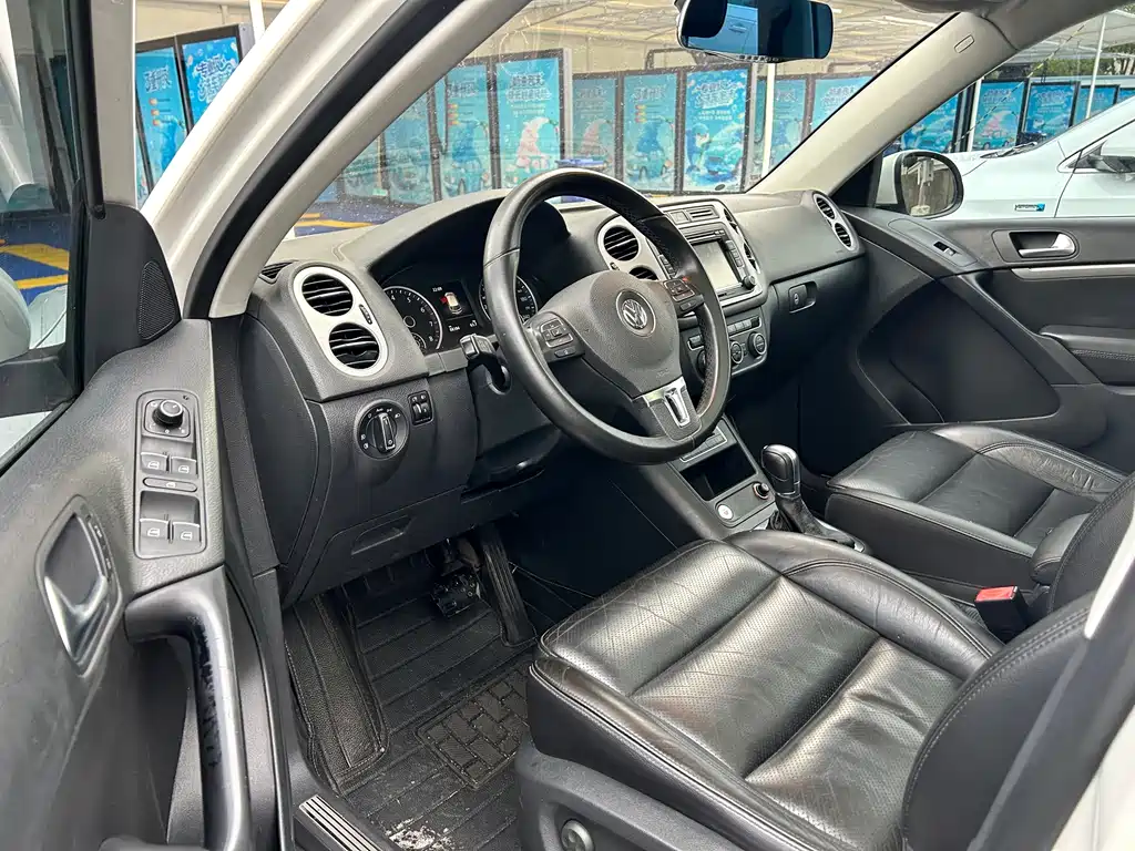 Volkswagen Tiguan 2015 — фото 9