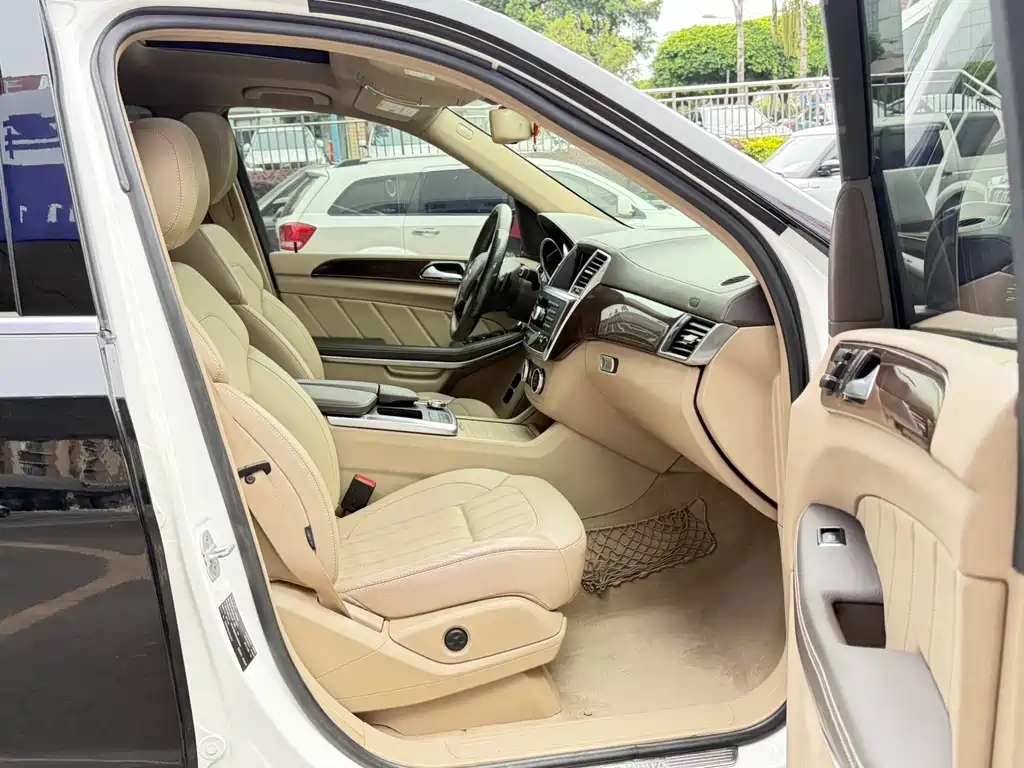 Mercedes-Benz GL-Class 2015 — фото 4