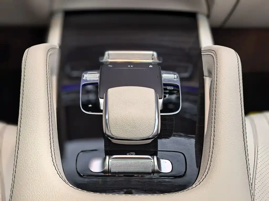 Mercedes-Benz GLE 2020 — фото 27