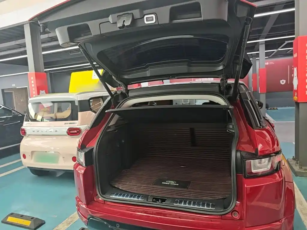 Land Rover Range Rover Evoque 2018 — фото 19