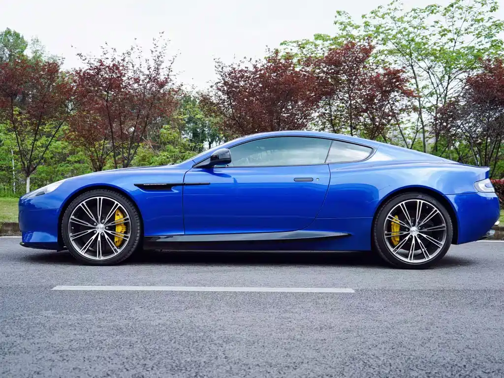 Aston Martin Virage 2014 — фото 3