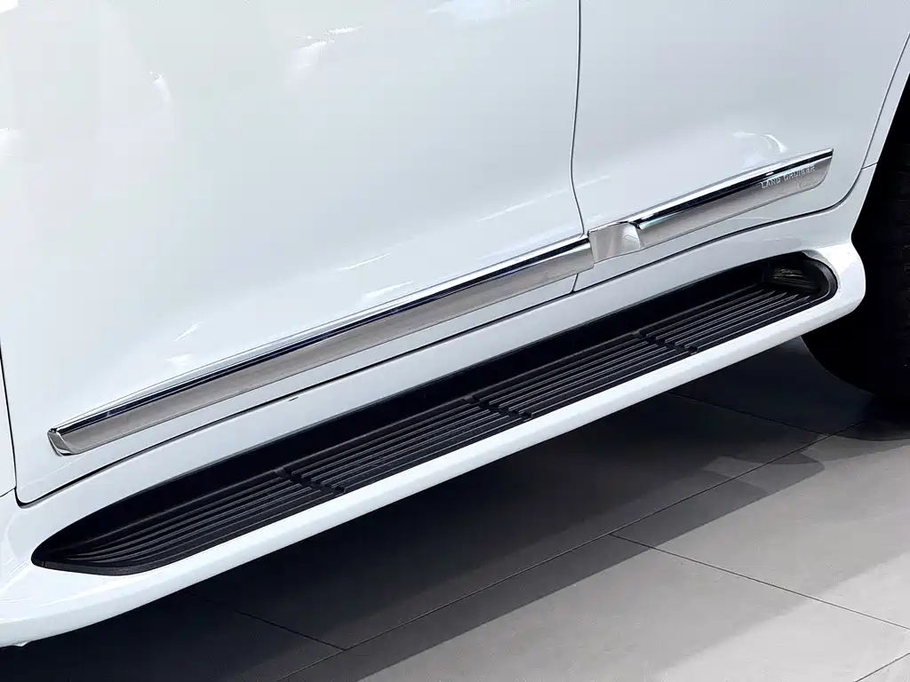 Toyota Land Cruiser 2019 — фото 11