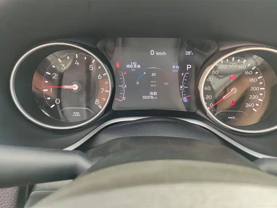 Jeep Compass 2017 — фото 14
