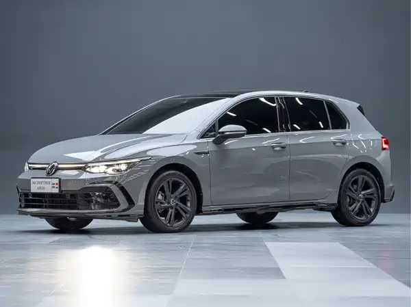 Volkswagen Golf 2021