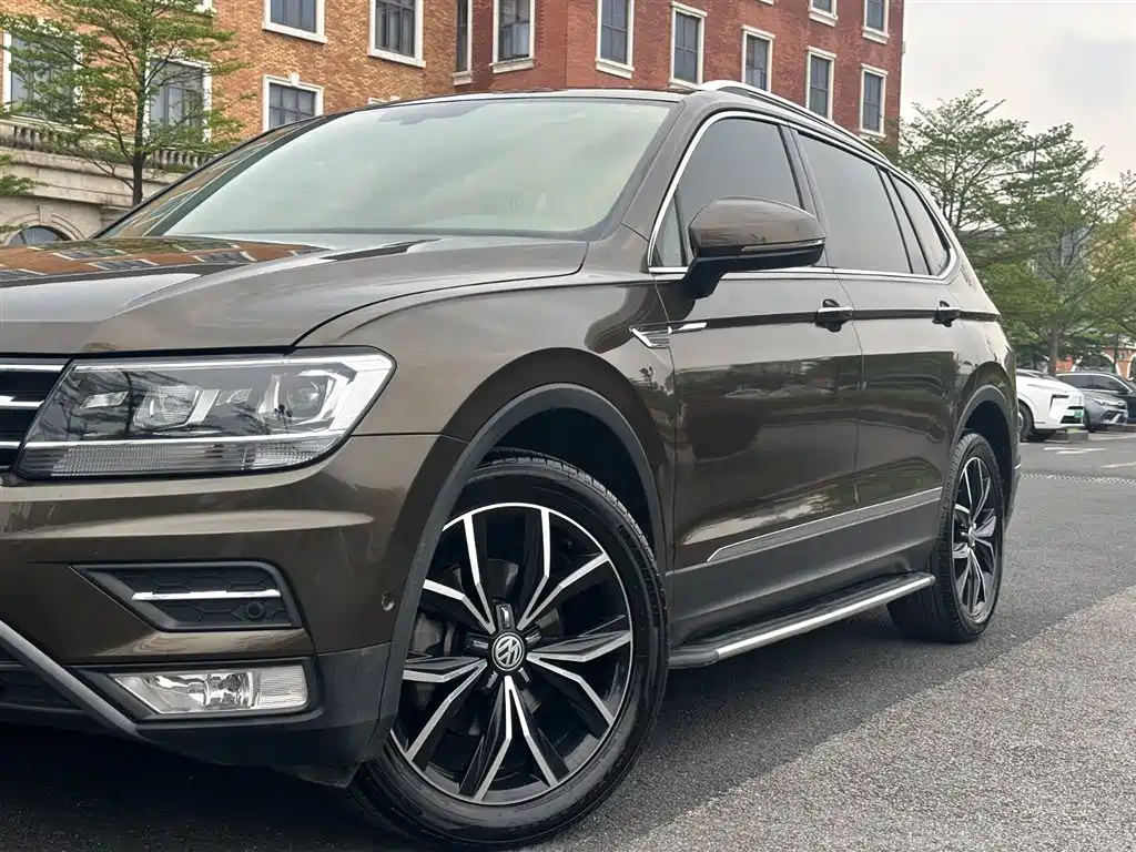 Volkswagen Tiguan L 2019 — фото 13